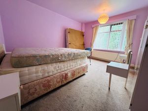 Photo 8- click for photo gallery